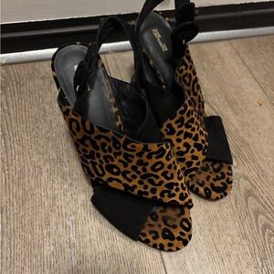 Diane Von Furstenberg open toe heels "Bailie"  9 slingback leopard shoes